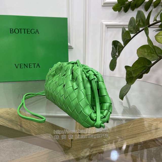Bottega veneta高端女包 98061 寶緹嘉粗格編織羊皮雲朵POUCH手拿包 BV經典款女包  gxz1158